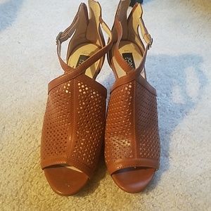 Jones New York high heels